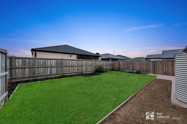 Stunning Family Home - Photo 1