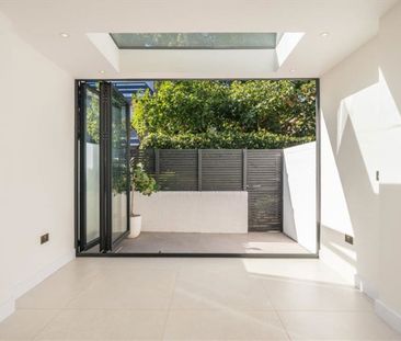 Porchester Terrace, W2, London - Photo 1