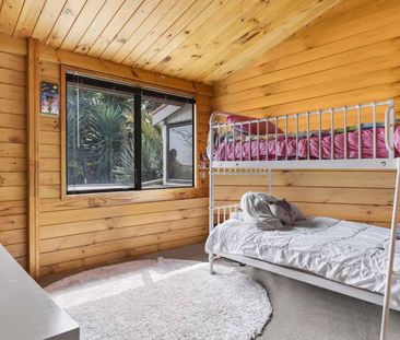 Three bedroom beauty! - Photo 2