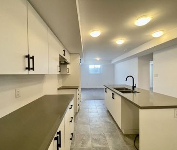 For Lease - 19 Gateway Drive Unit# Basement, Barrie, Ontario - Photo 6