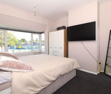 3 bedroom semi-detached house to rent - Photo 6