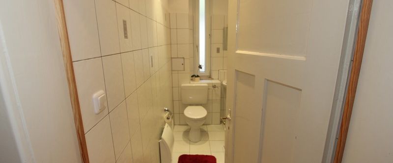 Modern möblierte Wohnung im Süden von Nürnberg - Photo 1