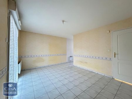 Location Appartement 1 pièce 26m² LAVAL 53000 - Photo 5