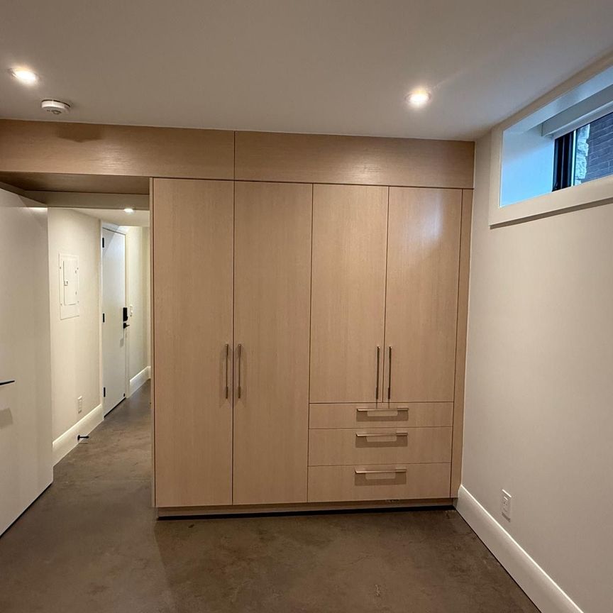 For Lease - 328 Palmerston Boulevard Unit# Lower, Toronto, Ontario - Photo 1