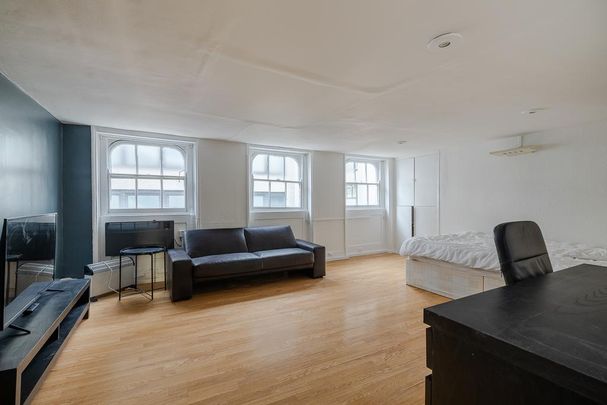 Studio to rent - Photo 1