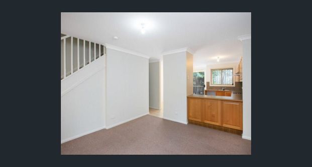Low-Maintenance Townhouse in a Quiet Block - Photo 1