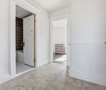 For Lease - 115 Kensington Avenue, Hamilton, Ontario - Photo 5