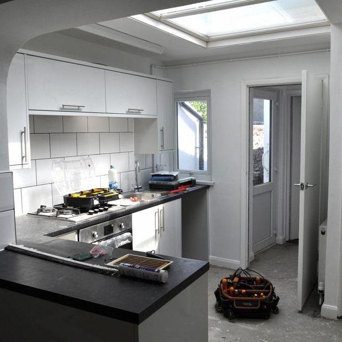 2 bedroom terraced house to rent - Photo 1