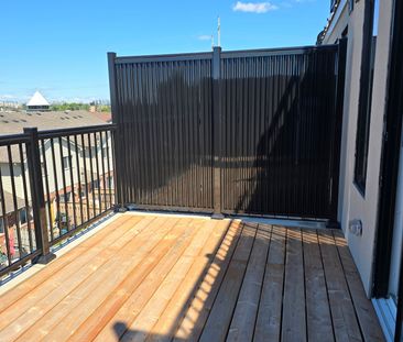 For Lease - 42 Case Ootes Drive, Toronto, Ontario - Photo 1