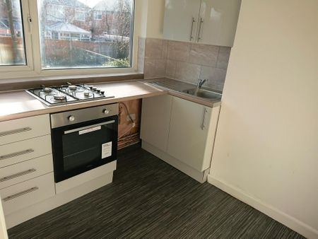 1 bedroom flat to rent - Photo 3