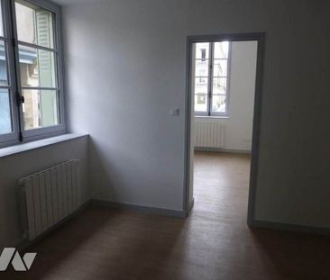 LOUÉ APPARTEMENT - VITRE - Photo 2