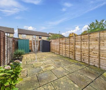 2 bedroom terraced house to rent - Photo 4