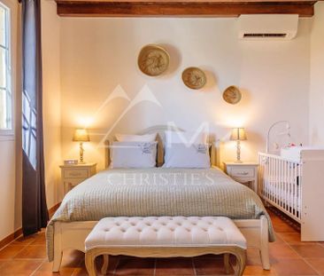 Proche Gordes - Belle bastide avec piscine chauffée - Photo 1