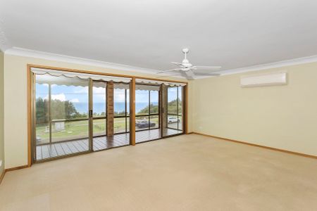 134 Caves Beach Road, Caves Beach. - Photo 5