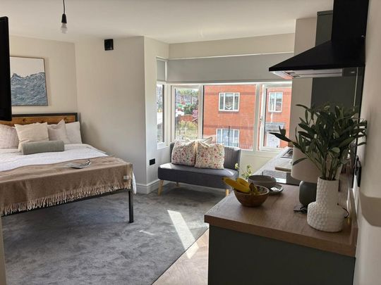 Studio to rent - Photo 1