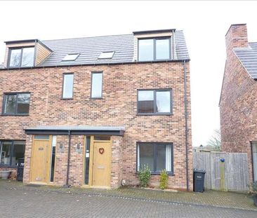 Varlows Yard, Off Chapel Street, Caistor, Market Rasen, LN7 - Photo 2