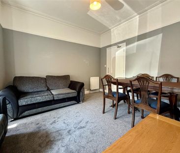 6 bedroom semi-detached house to rent - Photo 3