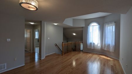 For Lease - 76 Srigley Street, Barrie, Ontario - Photo 3