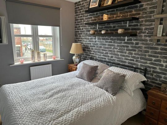 3 bedroom terraced house to rent - Photo 1