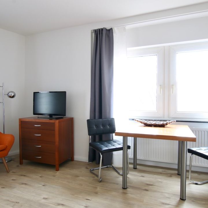 Modernes City Apartment mit Aufzug im Herzen von Köln - Foto 1