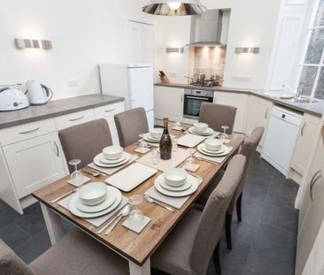 3 bedroom flat to rent - Photo 1