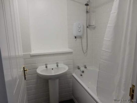 1 bedroom property to rent in Barking - Photo 5