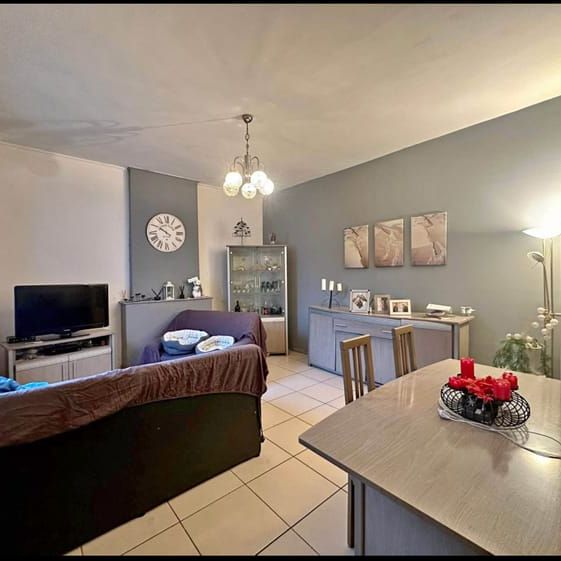 Huis te huur - Photo 1