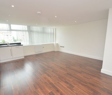 Flat to rent, - Photo 2