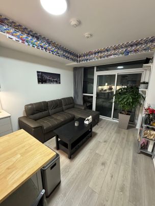 For Lease - 50 George Butchart Drive Unit# 803, Toronto, Ontario - Photo 1