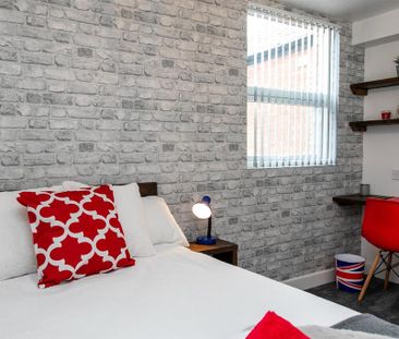 1 bedroom in a house share to rent - Photo 5