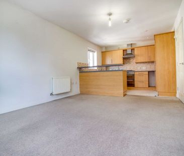 Brunel Crescent, Swindon, Swindon, SN2 - Photo 2
