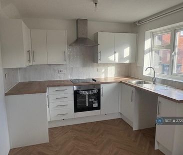 3 bedroom detached house to rent - Photo 3