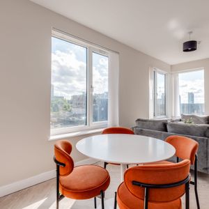 Flat 3, 3 Paul Street Room 2 - Photo 2