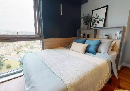 5-Bed Silver Apartment - Photo 5