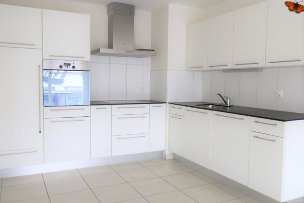 3 ½ PIECES – Close TO UNI! - Photo 1