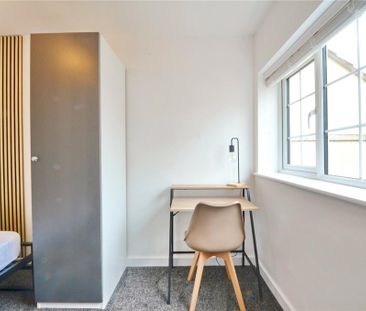 6 bedroom semi-detached house to rent - Photo 4