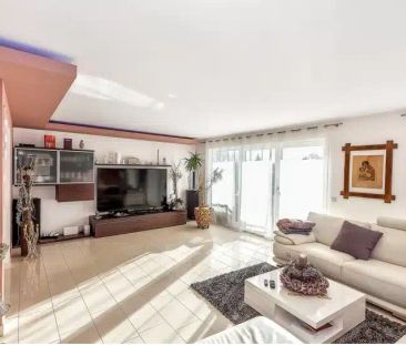 Exklusive 3-Zimmer-Wohnung mit 2 Balkonen in Mühlheim - Foto 2