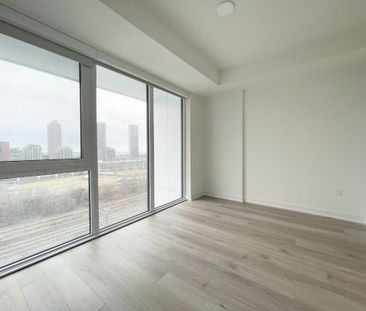 WEST CONDO: King St W & Bathurst St (9 Tecumseth St) AD#001120 - Photo 2