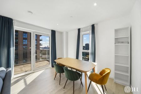 Effra Gardens, Silvertown Way E16 - Photo 4