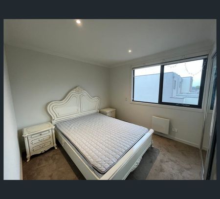 4/65-69 Turana Street, Doncaster, Vic 3108 - Photo 2