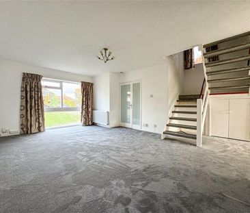 4 bedroom link detached house to rent - Photo 6