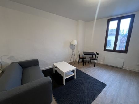 Location Appartement 1 pièce 38m² MONTPELLIER 34000 - Photo 3