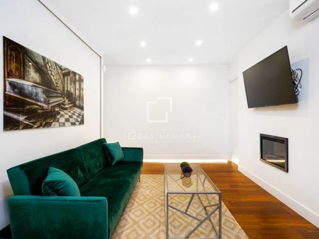 Excellent 3 Bedroom apartment for rent in Lista, Madrid - Photo 2