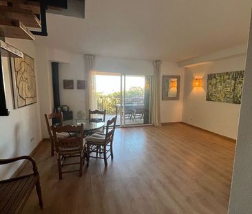 Alquiler de chalet adosado en Calle Álamo del Higuerón, 4 b - Photo 2