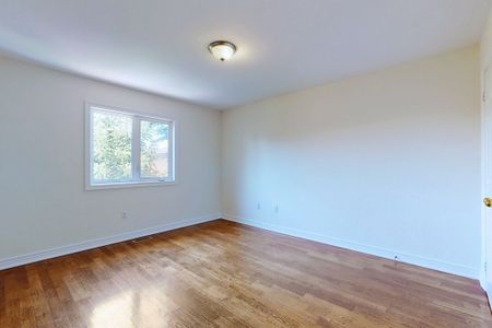 For Lease - 26 Aylesworth Avenue, Toronto, Ontario - Photo 2