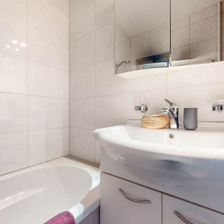 Lichtdurchflutetes Zuhause: Moderne 4-Zimmer-Wohnung mit Charme in Olten! - Photo 1