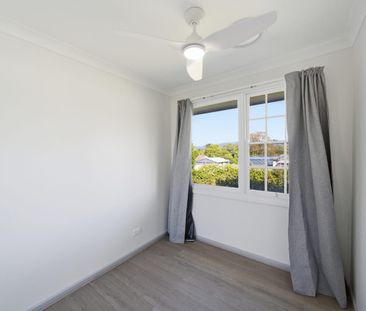 Freshly Updated Living where space & Simplicity Come Together - Photo 4