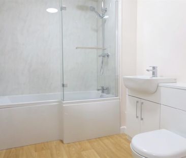 2 bedroom apartment to rent - Photo 6