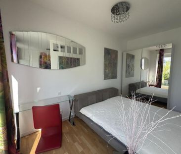 Exklusive, neuwertige, möblierte 1,5-Raum-Penthouse-Studio-Wohnung ... - Photo 3