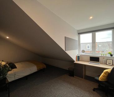 Flat 7, Commercial Point, NG9 2NG, NOTTINGHAM - Photo 6